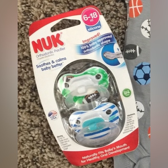 “NUK” Silicone Pacifiers Set Of 2                 Boys 6-18 Months   NWT - Picture 1 of 4